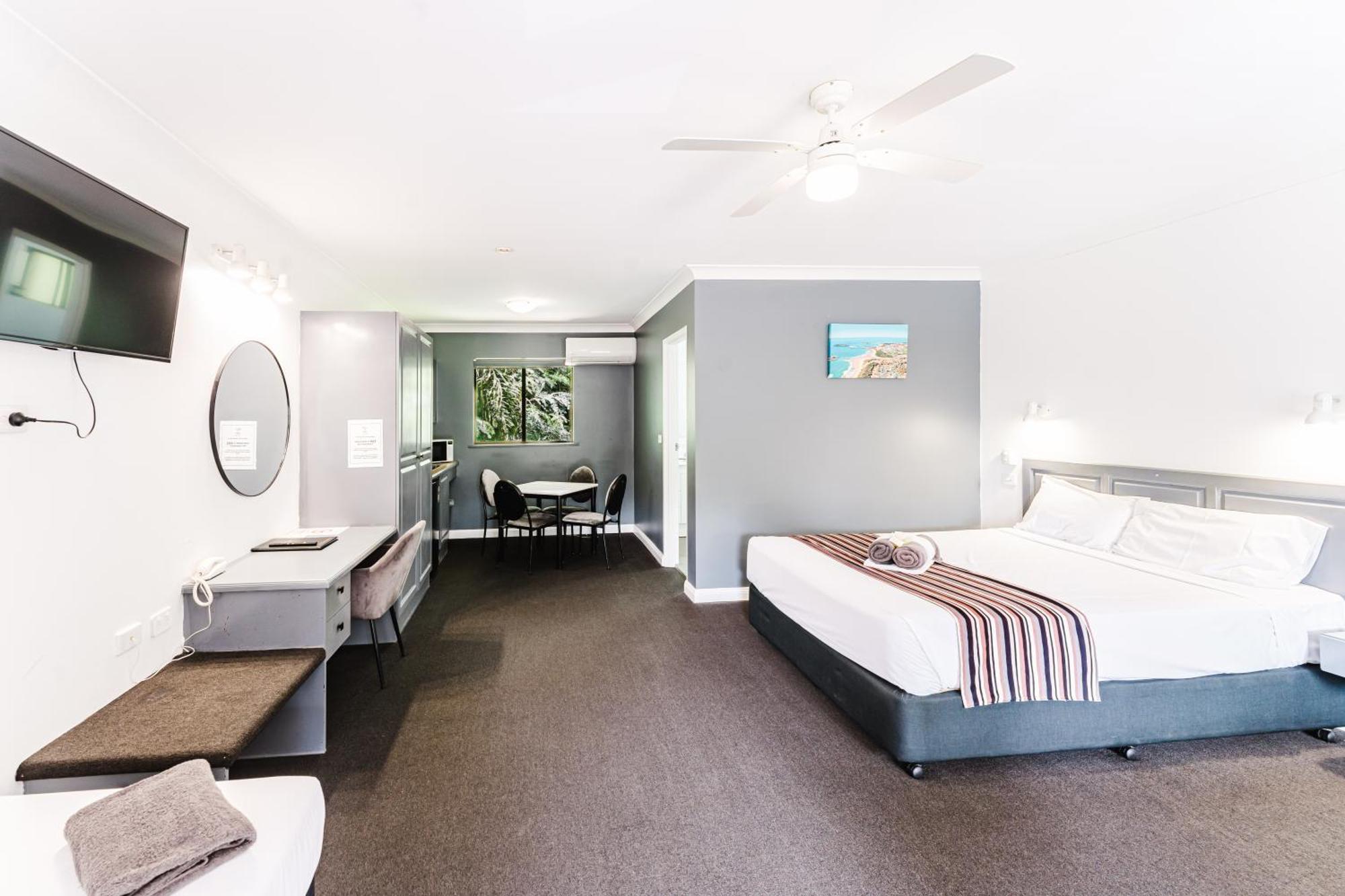Country 2 Coast Motor Inn Κοφς Χάρμπουρ Εξωτερικό φωτογραφία